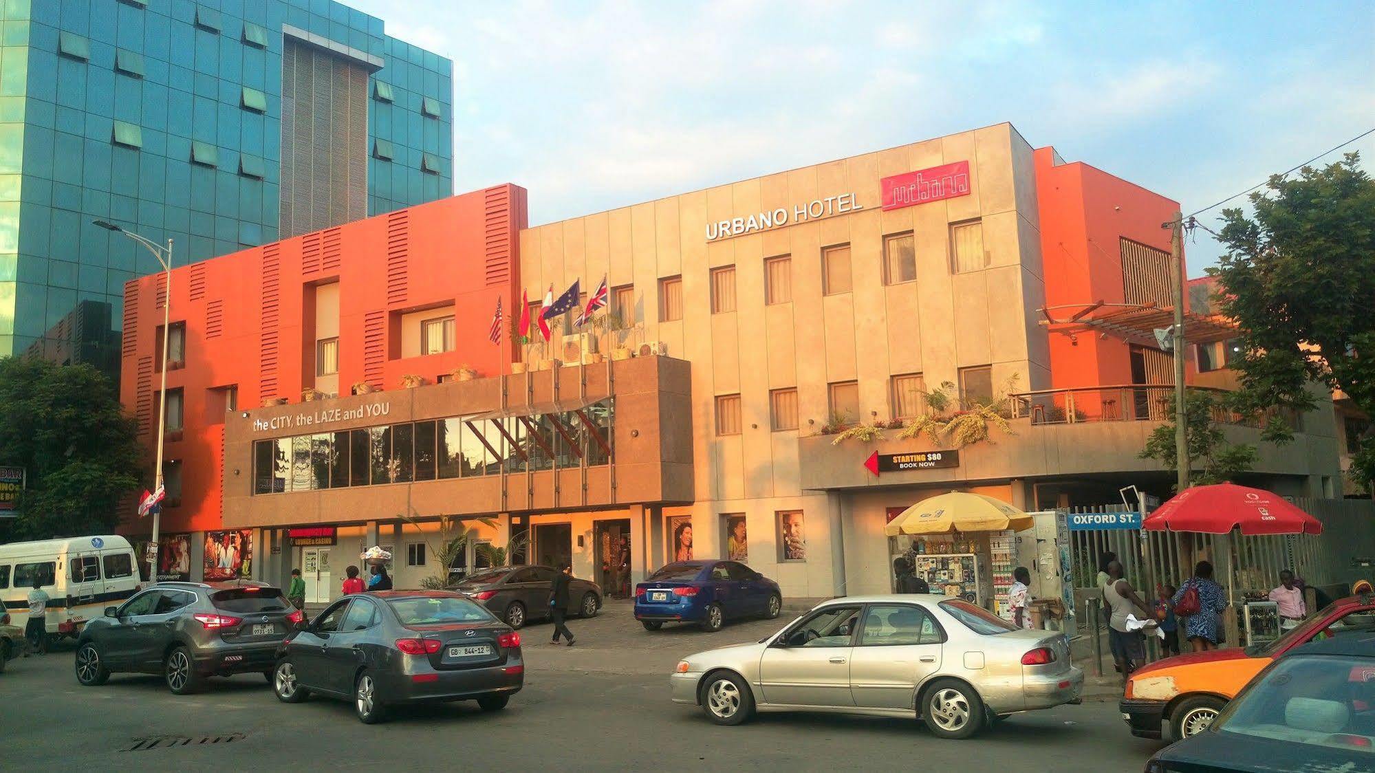 Urbano Hotel By Roots Wiaboman Exterior photo